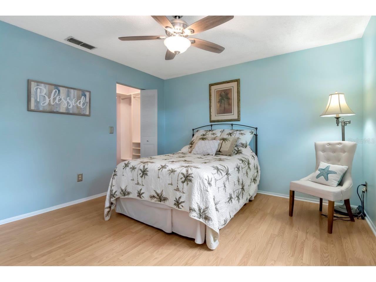 6070 80th Street N #215 Saint Petersburg FL 33709 TB8494999 image35
