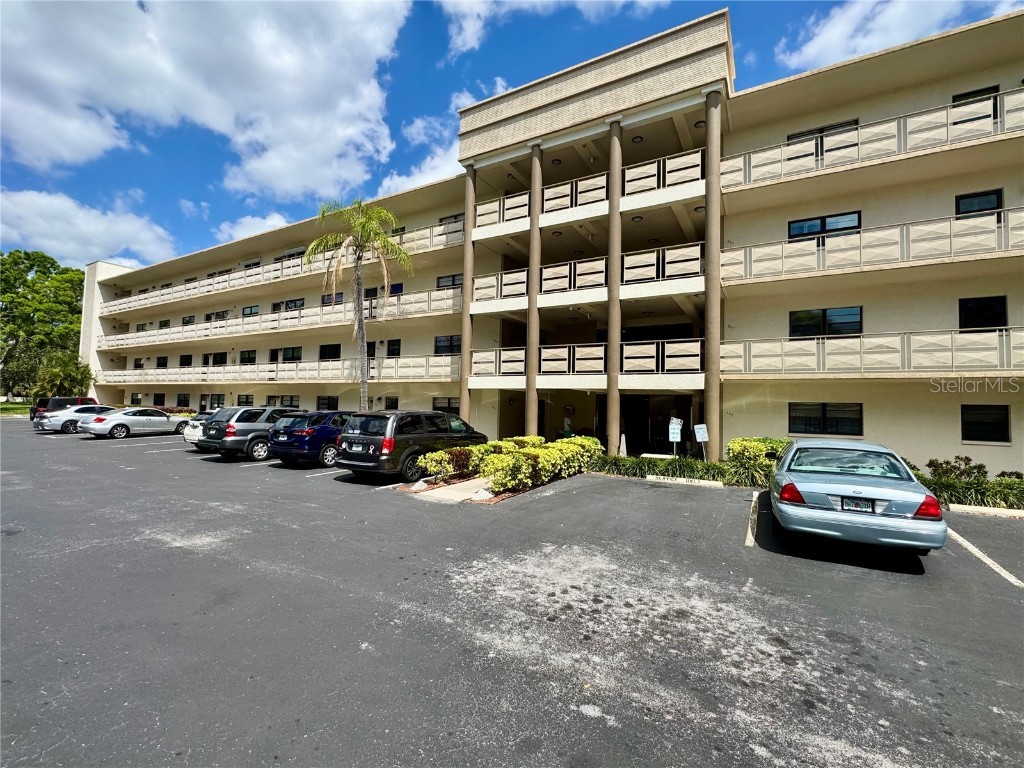 6070 80th Street N #311 Saint Petersburg FL 33709 TB8369652 image1