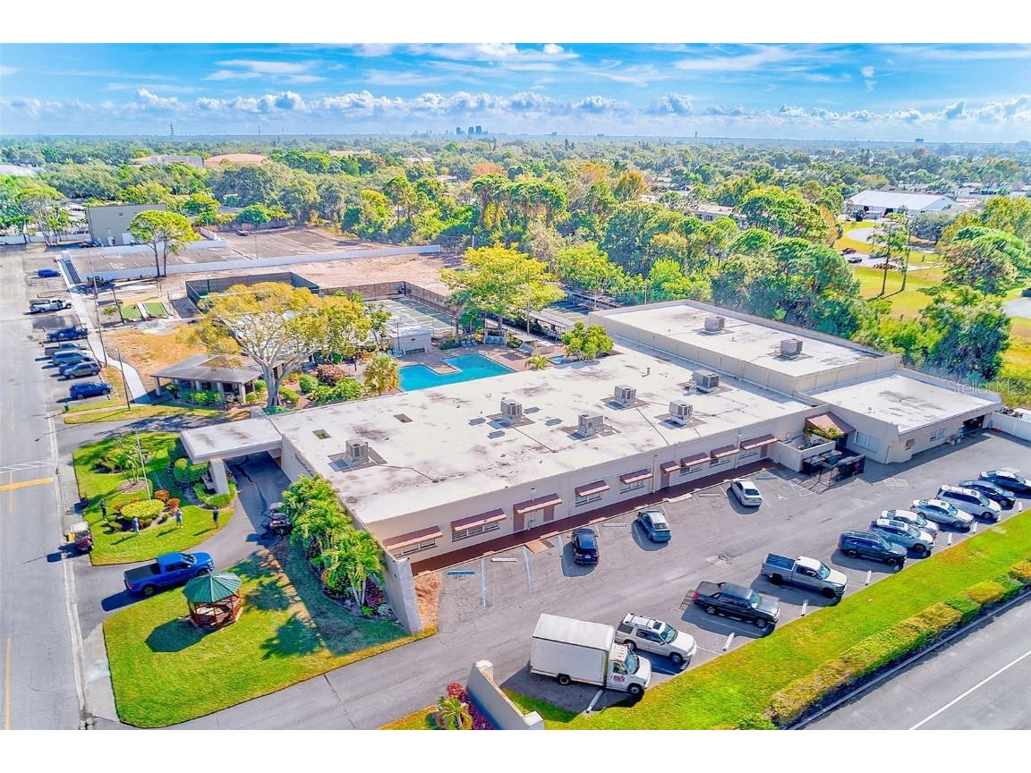 6070 80th Street N #415 Saint Petersburg FL 33709 TB8452142 image32