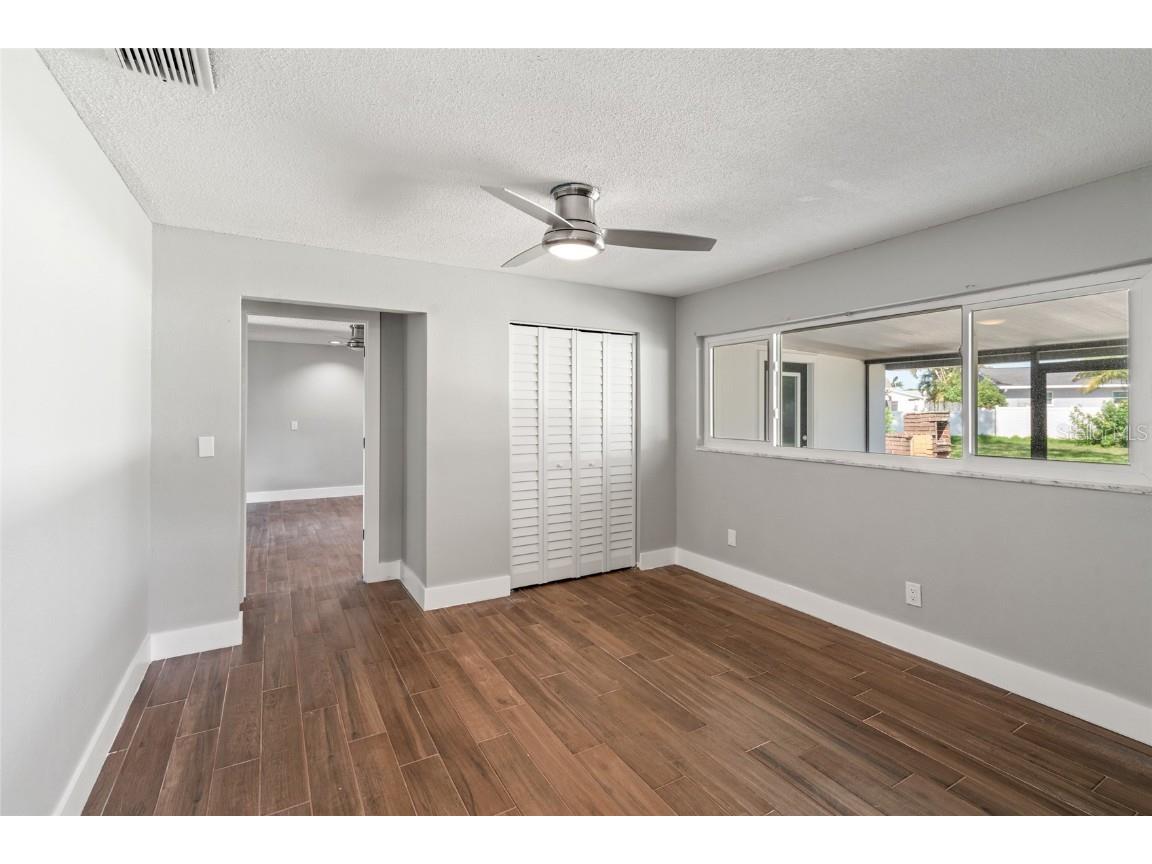 6070 Denver Street NE Saint Petersburg FL 33703 TB8438756 image13