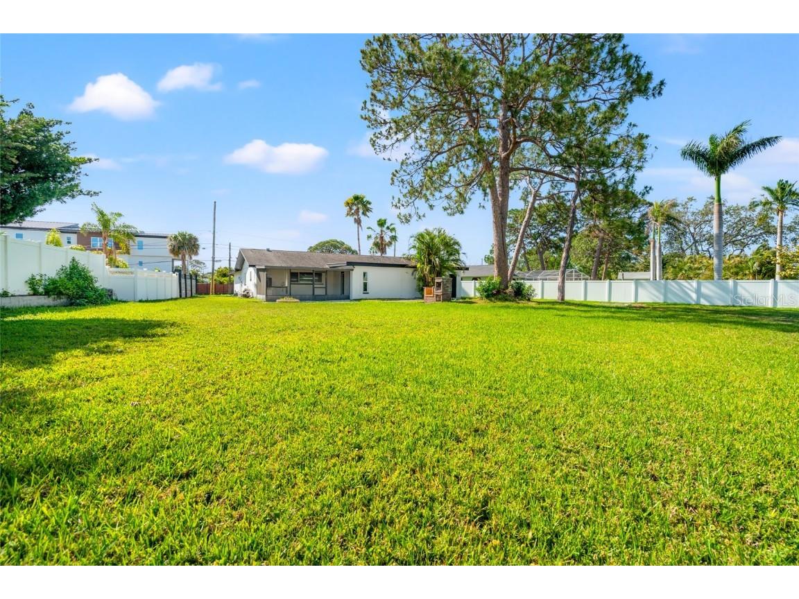 6070 Denver Street NE Saint Petersburg FL 33703 TB8438756 image24