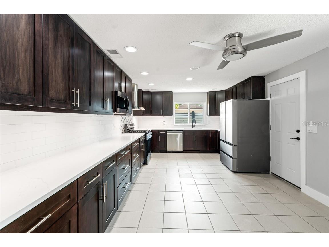 6070 Denver Street NE Saint Petersburg FL 33703 TB8438756 image4