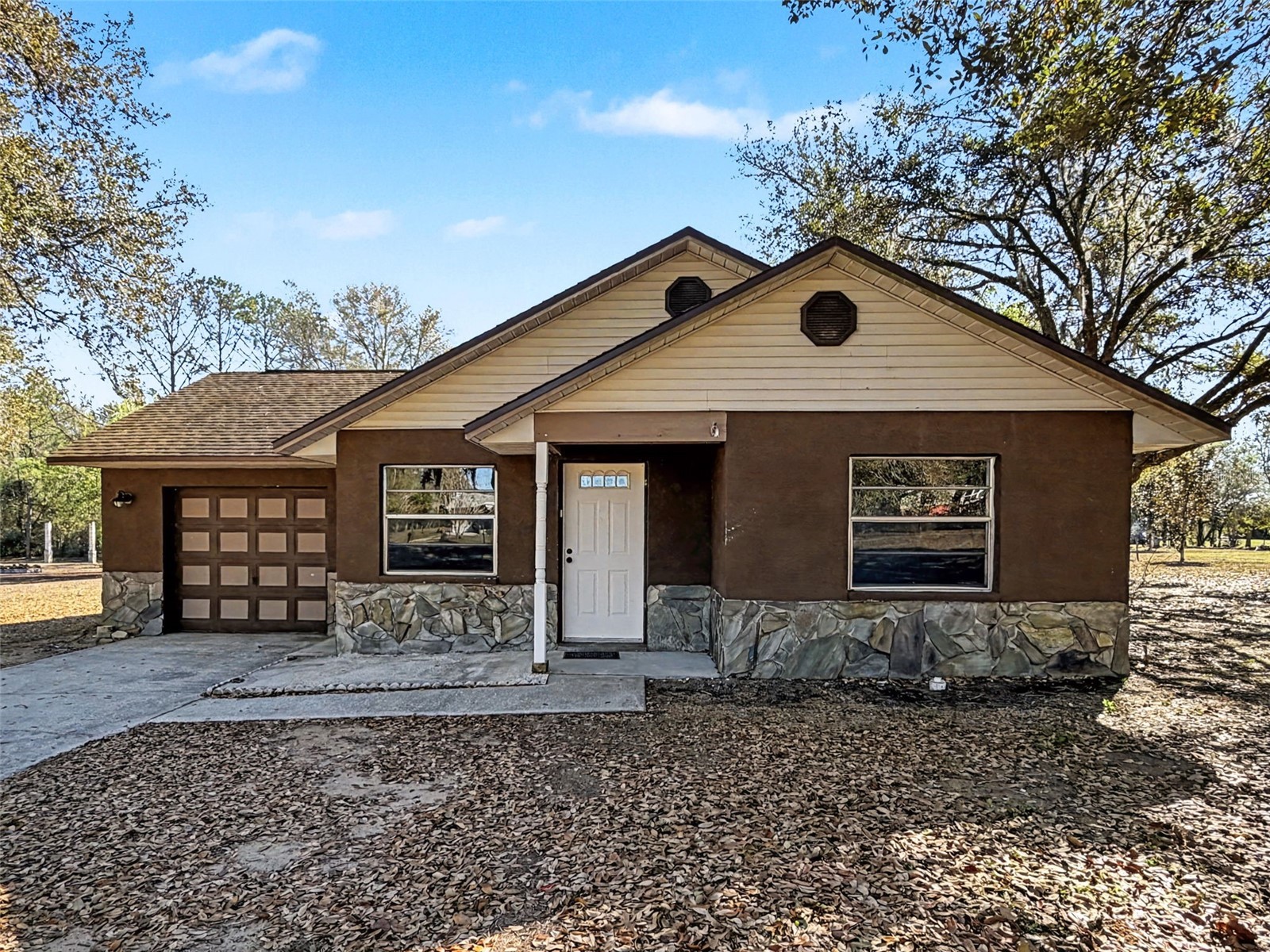 6070 Honeysuckle Lane Brooksville FL 34602 W7883315 image1