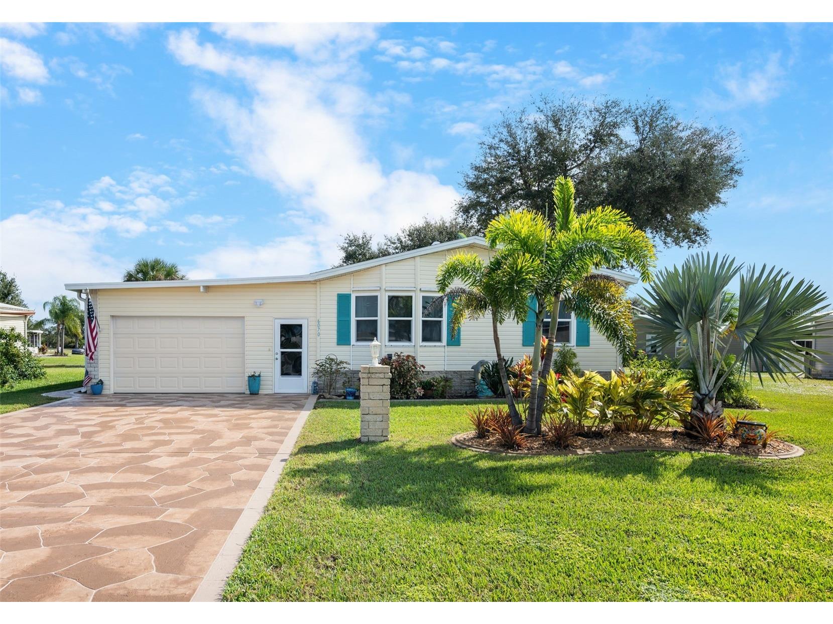 6070 Shearwater Drive Englewood FL 34224 D6144533 image1