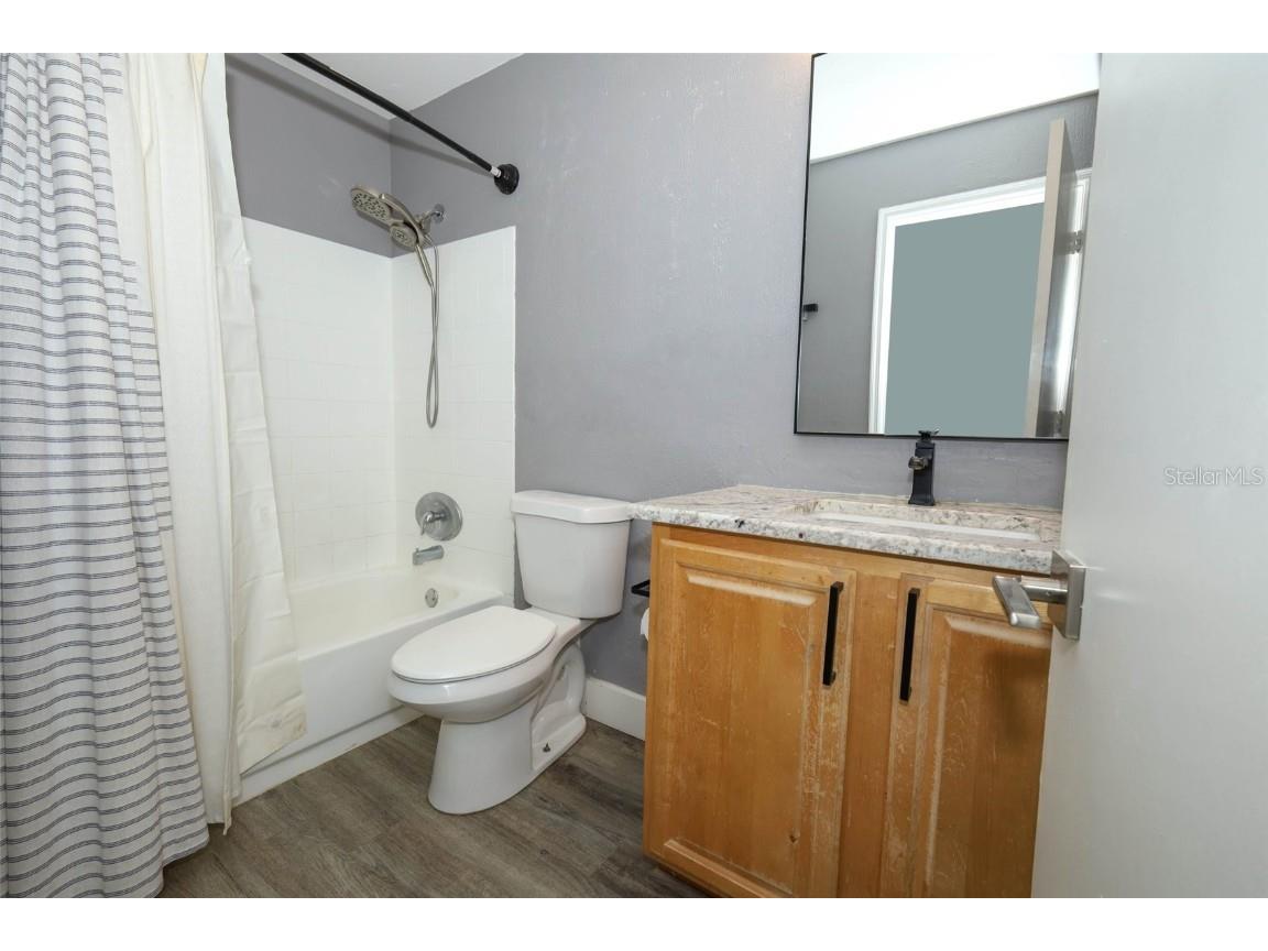 6070 Westgate Drive #204 Orlando FL 32835 O6328986 image15