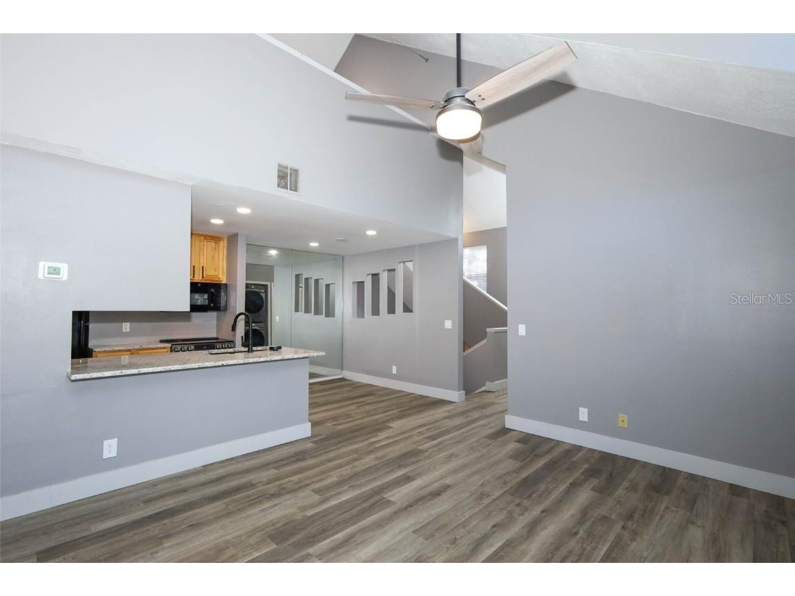 6070 Westgate Drive #204 Orlando FL 32835 O6328986 image4