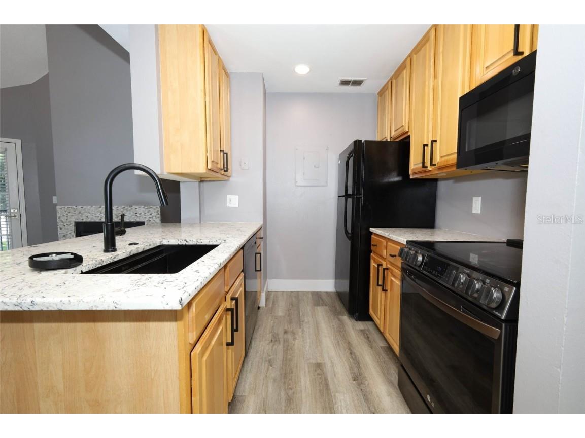 6070 Westgate Drive #204 Orlando FL 32835 O6328986 image8