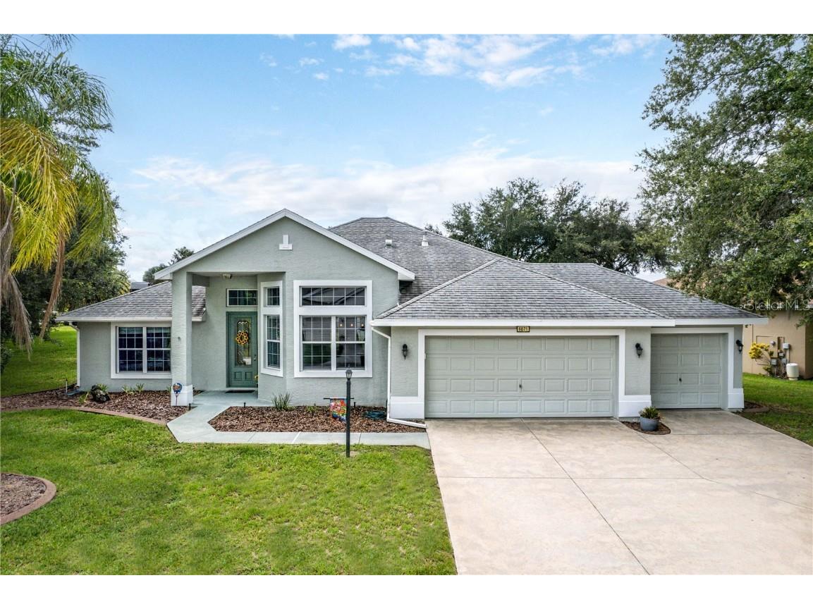 6071 Sailboat Ave Tavares FL 32778 - HARRIS CHAIN OF LAKES / LITTLE LAKE HARRIS G5072331 image1