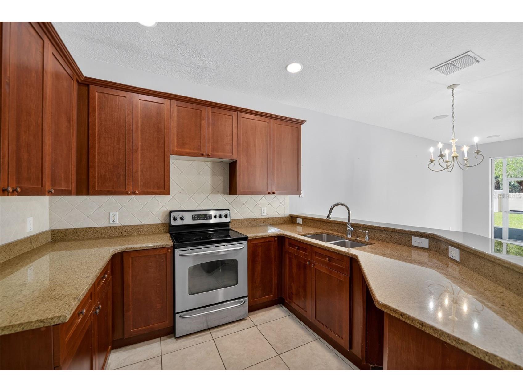 6071 Strada Isle Way Orlando FL 32835 O6376218 image19