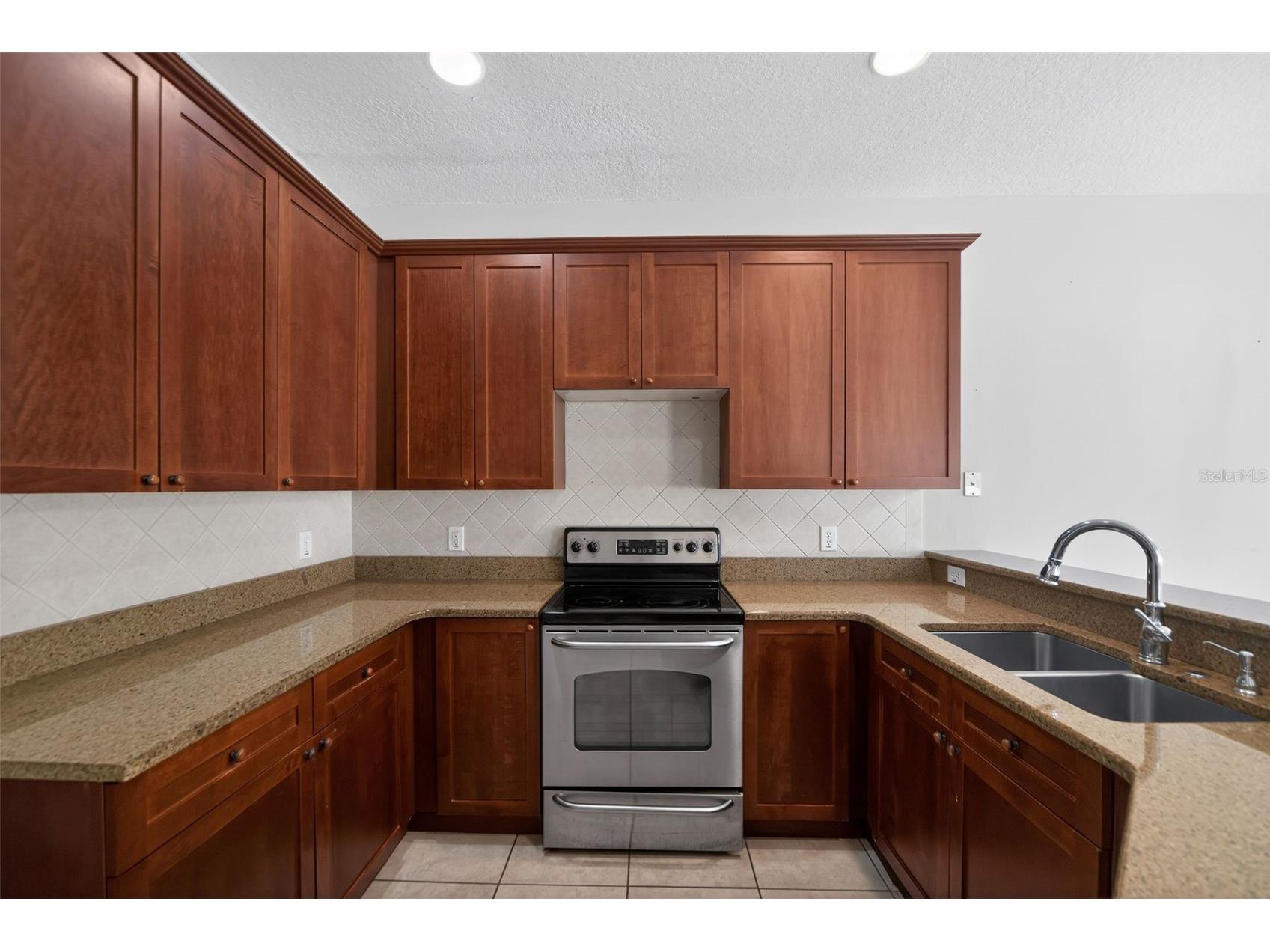 6071 Strada Isle Way Orlando FL 32835 O6376218 image21