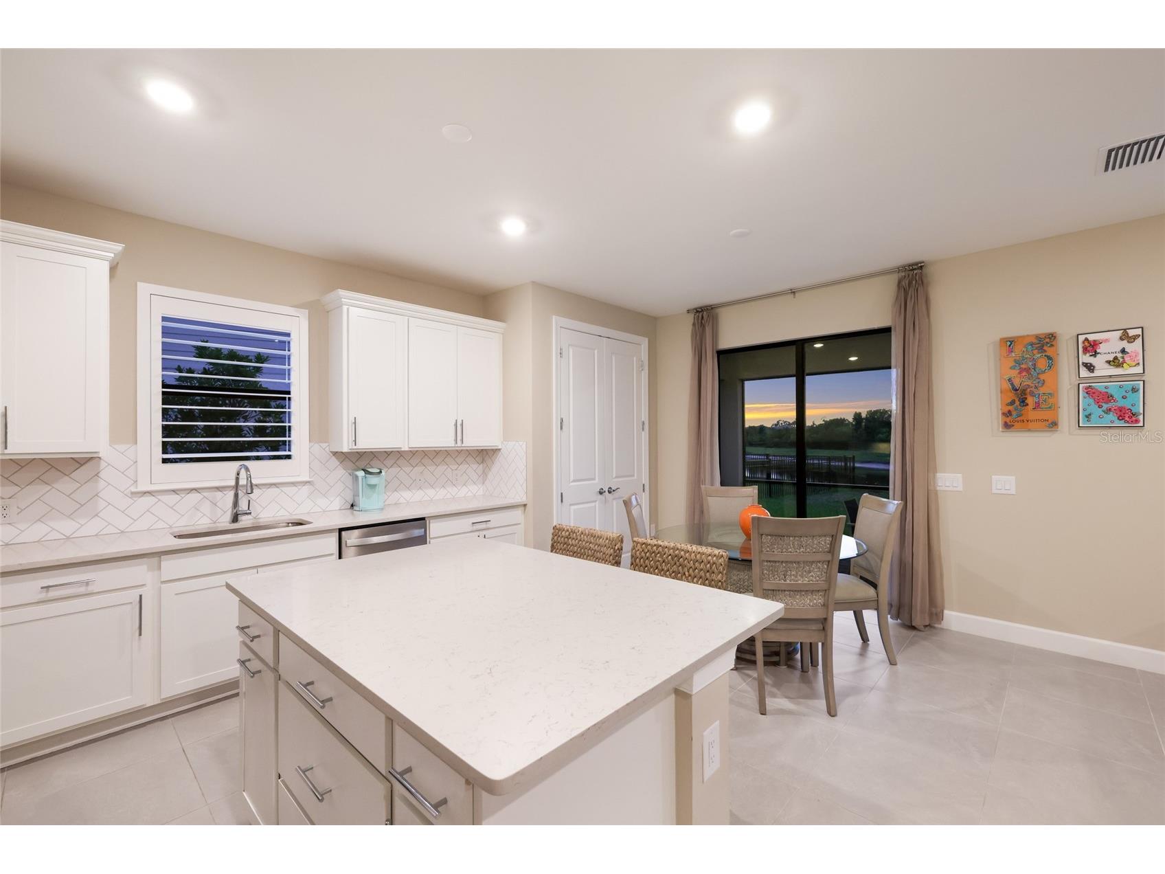 6072 Baywood Court Lakewood Ranch FL 34211 A4698997 image11