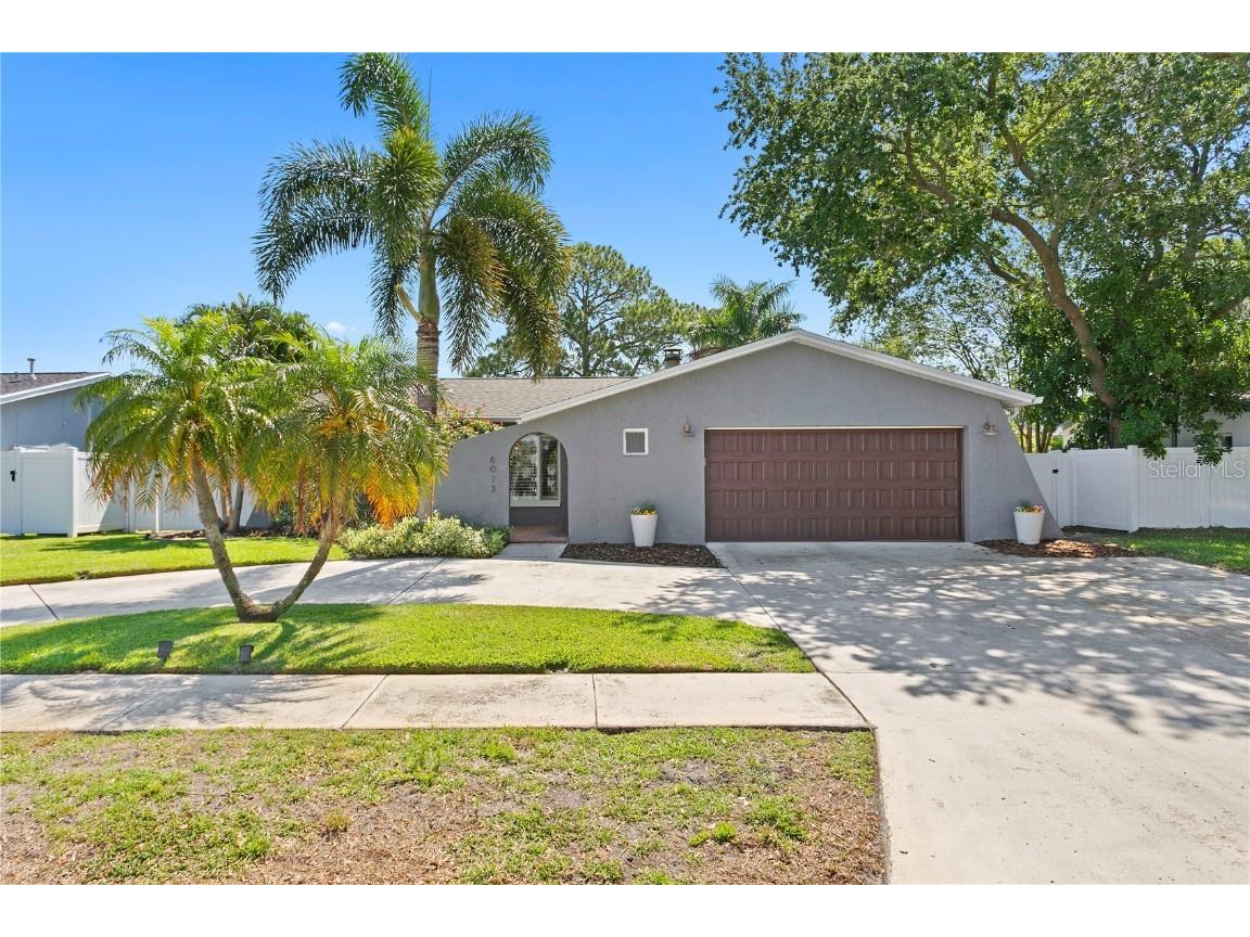 6073 Tanglewood Drive NE Saint Petersburg FL 33703 U8240037 image1