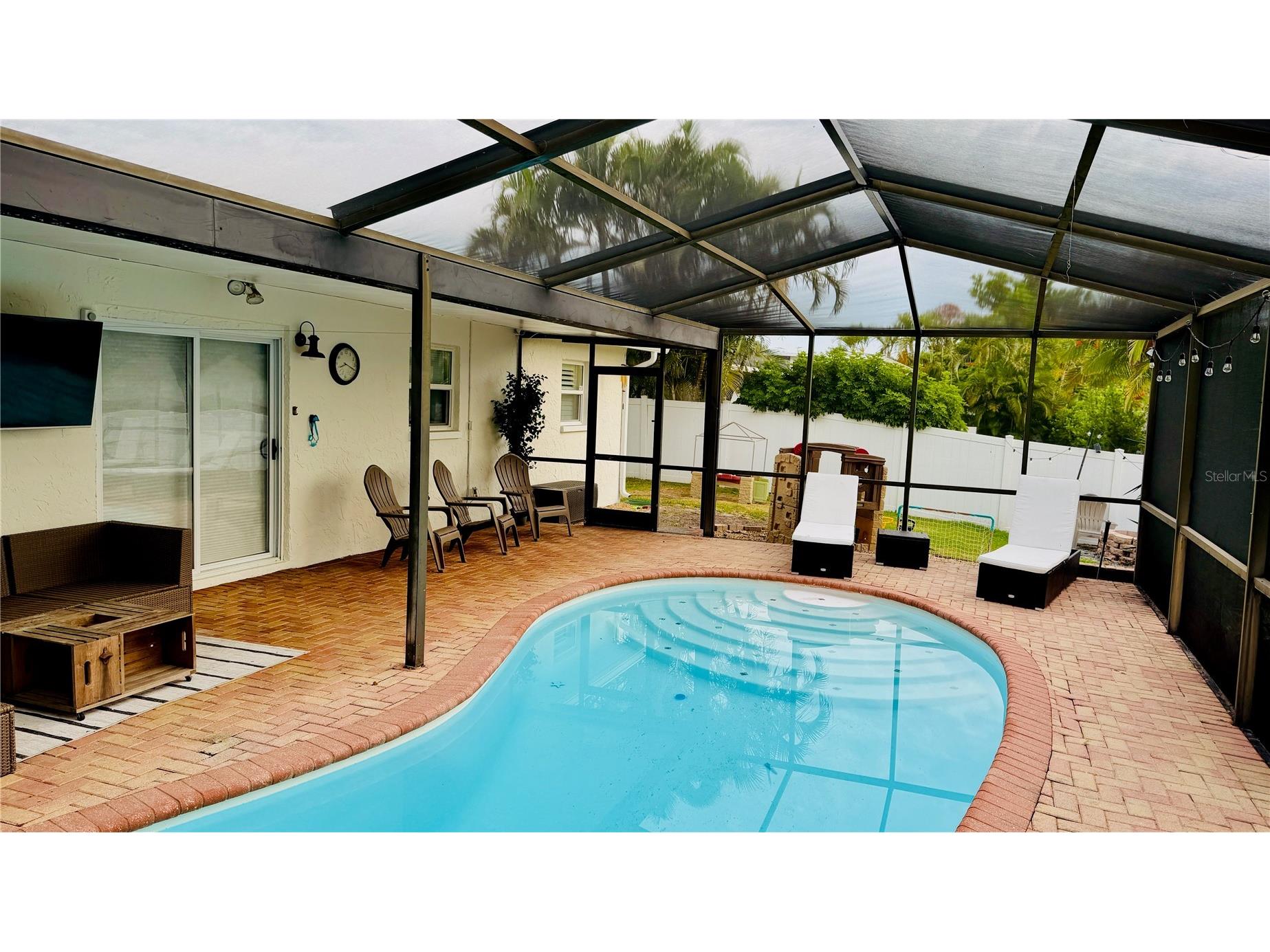 6073 Tanglewood Drive NE Saint Petersburg FL 33703 O6408618 image30