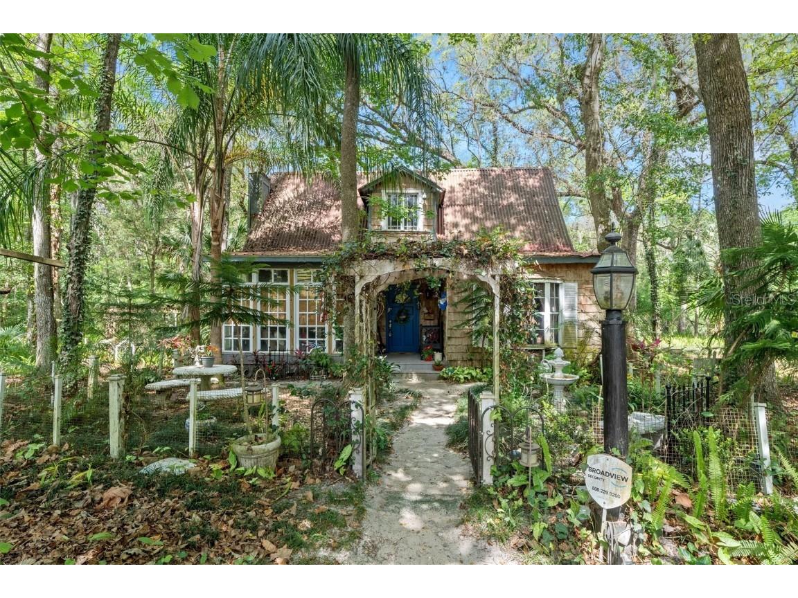 6075 Cedar Lane Brooksville FL 34601 W7852866 image1