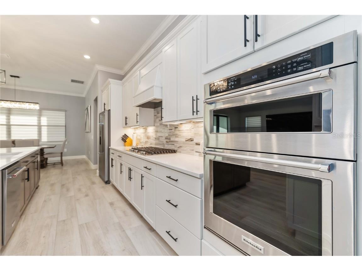 6075 Sawgrass Lake Court Nokomis FL 34275 A4672070 image8