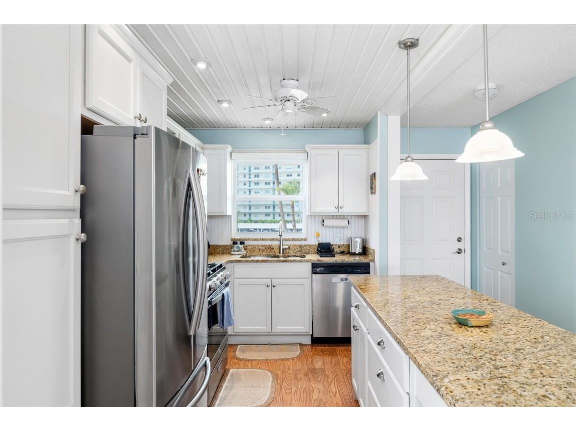 6075 Shore Boulevard S #215 Gulfport FL 33707 TB8390948 image5