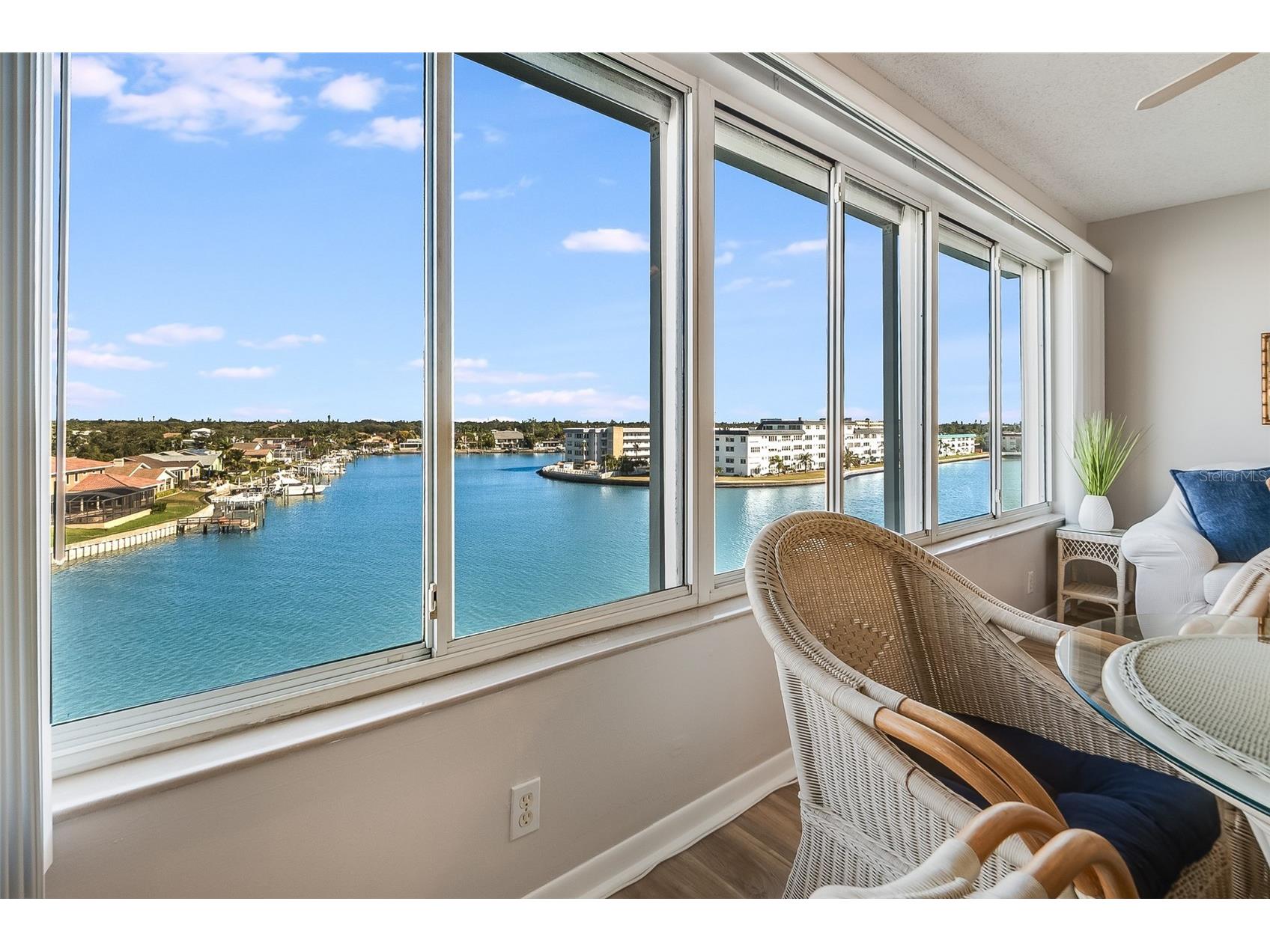 6075 Shore Boulevard S #503 Gulfport FL 33707 TB8459026 image1