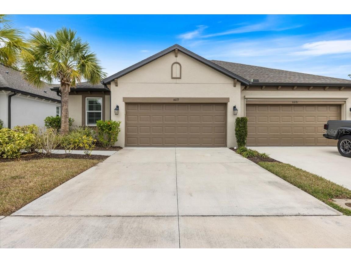 6077 Amberly Drive Bradenton FL 34208 A4662480 image1