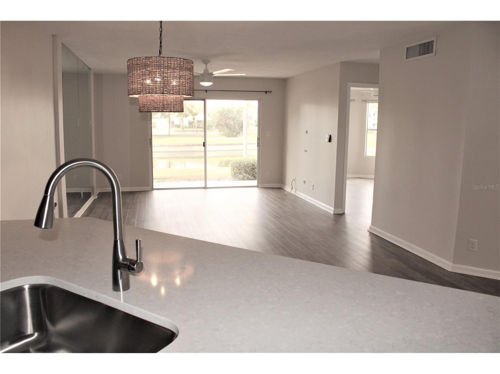6077 Bahia Del Mar Boulevard #120 Saint Petersburg FL 33715 TB8516609 image9