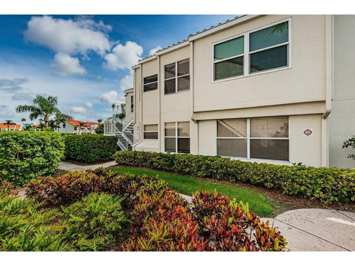 6077 Bahia Del Mar Boulevard #221 Saint Petersburg FL 33715 TB8461569 image1