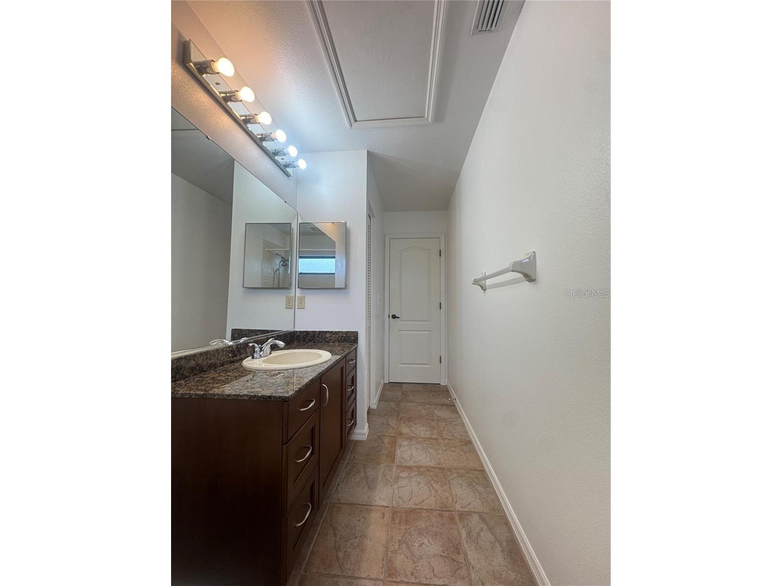 6077 Marella Drive Sarasota FL 34243 A4700049 image27