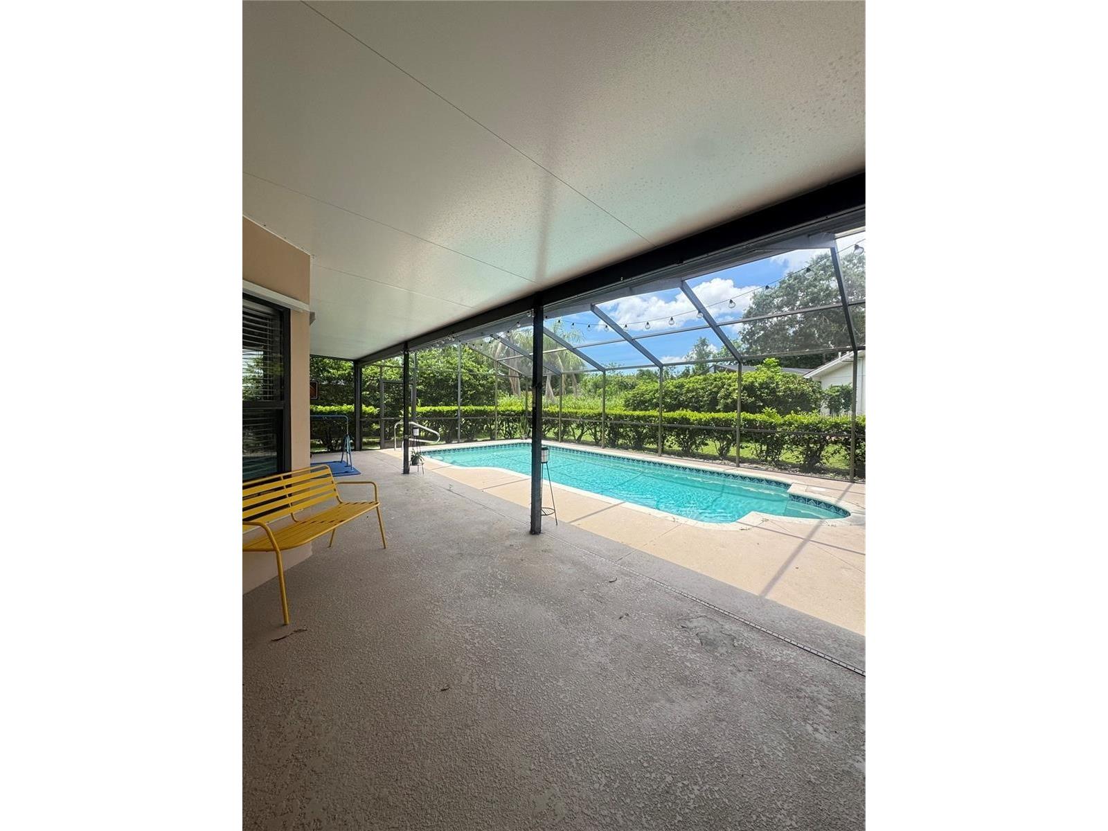 6077 Marella Drive Sarasota FL 34243 A4700049 image32