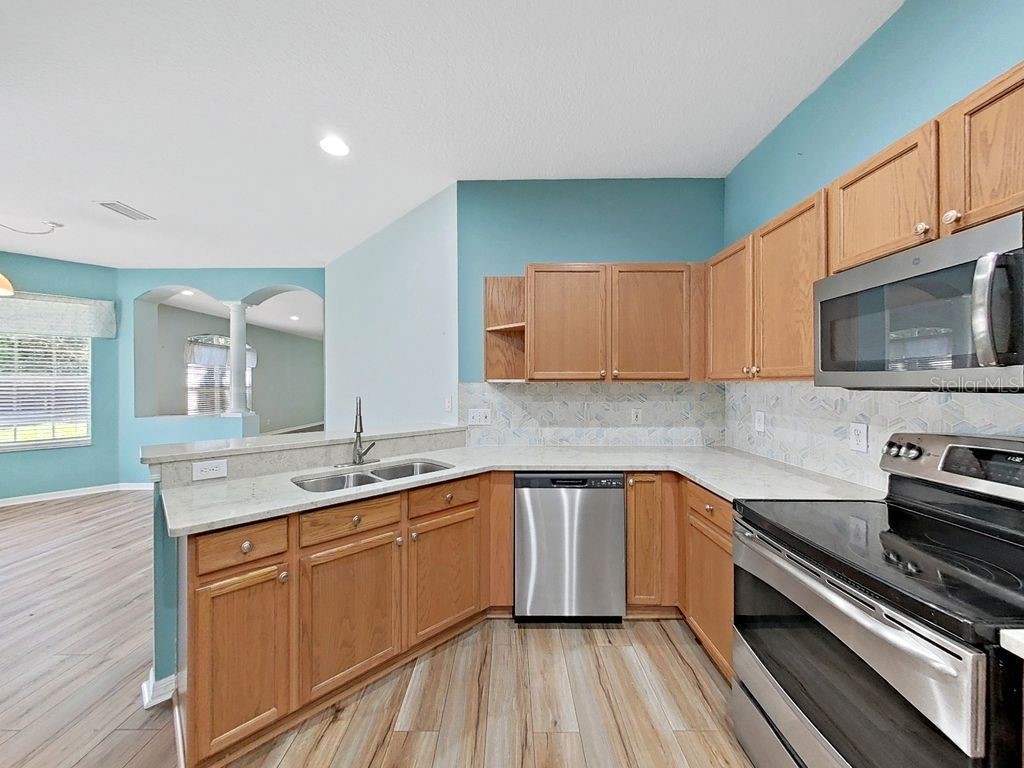 6077 Sandhill Ridge Drive Lithia FL 33547 TB8412807 image10