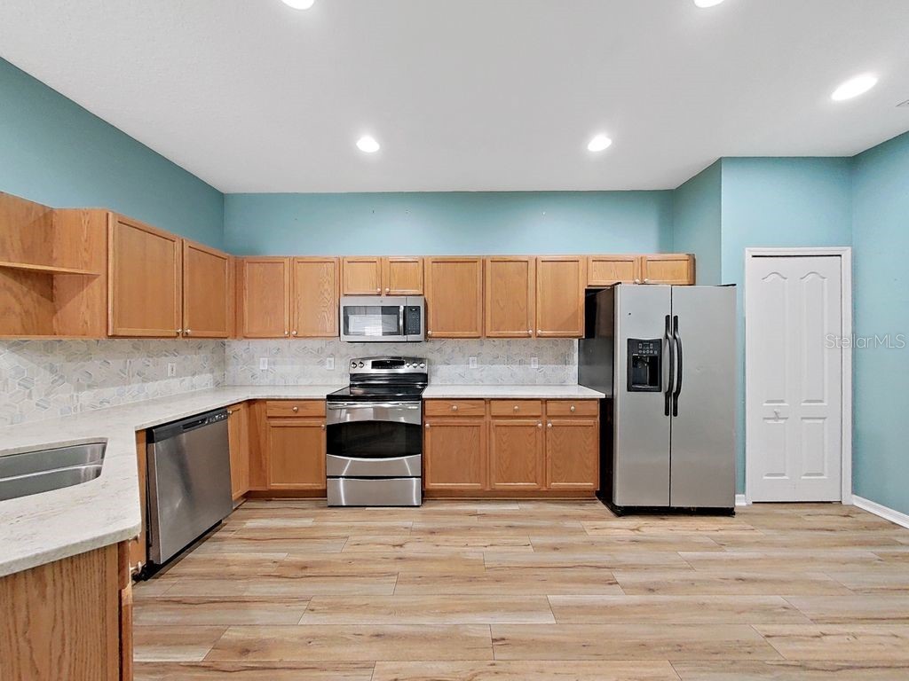 6077 Sandhill Ridge Drive Lithia FL 33547 TB8412807 image7