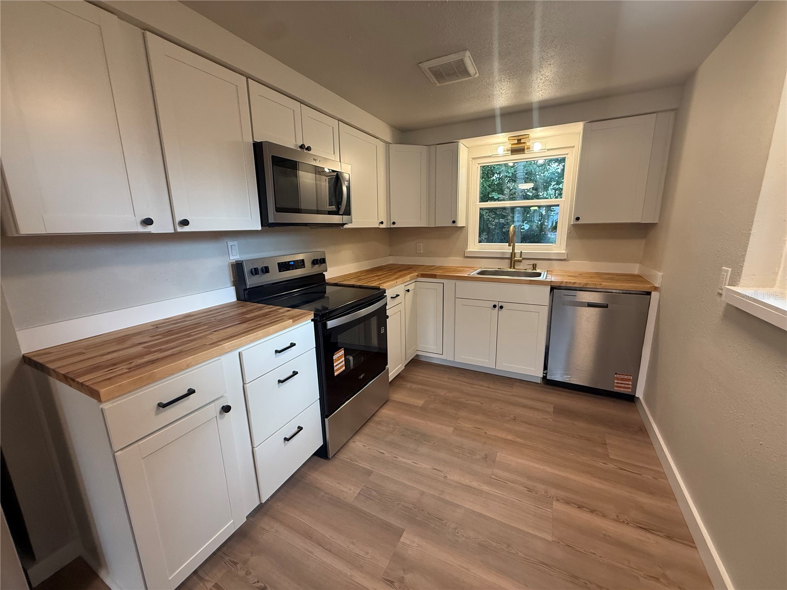 608 12th Street W Palmetto FL 34221 A4686903 image5
