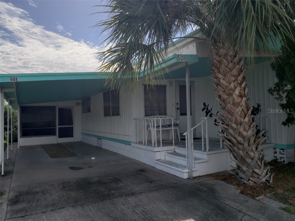 608 51st Avenue W Bradenton FL 34207 A4552392 image2