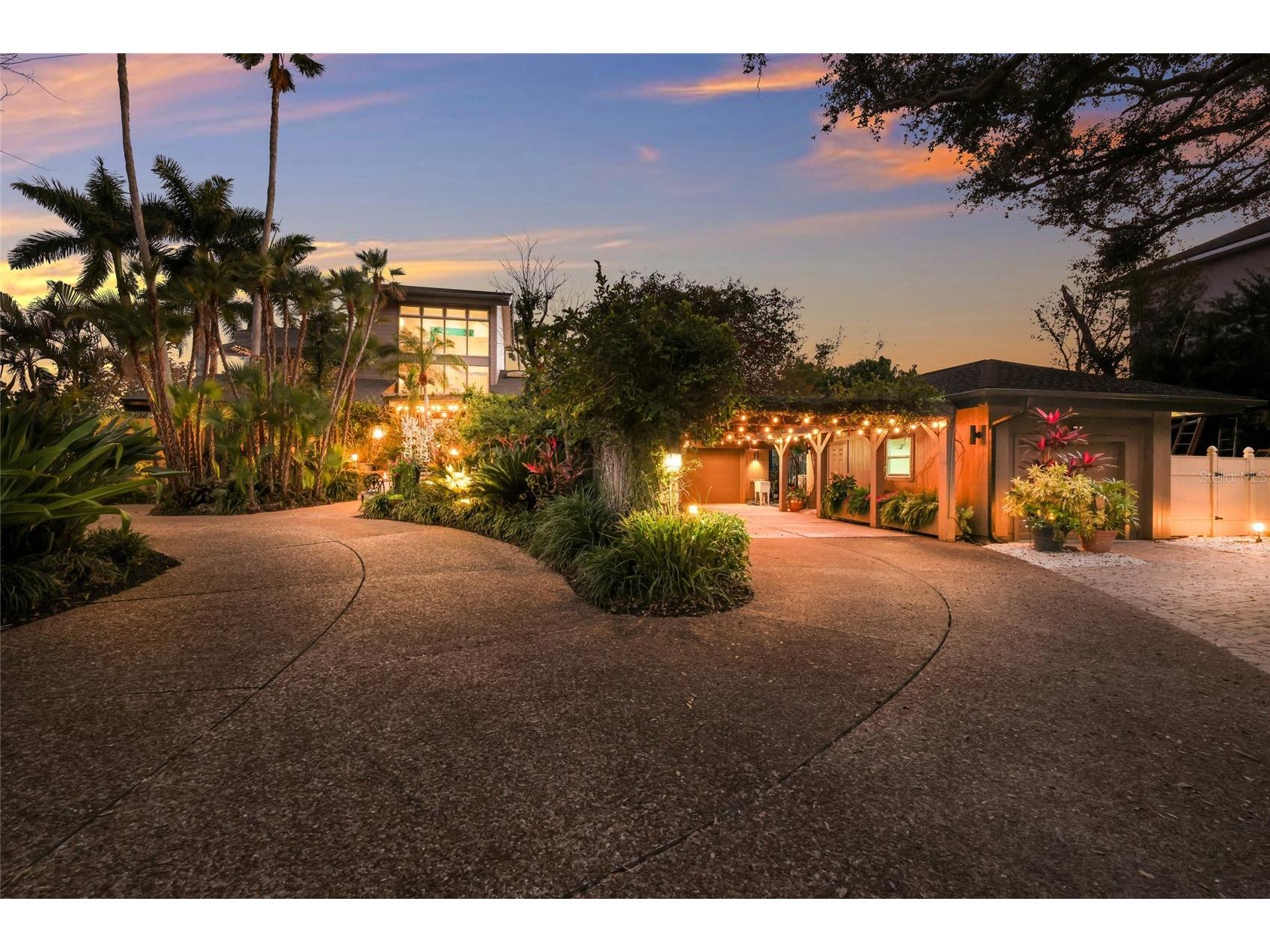 608 87th Street Court NW Bradenton FL 34209 A4684839 image1