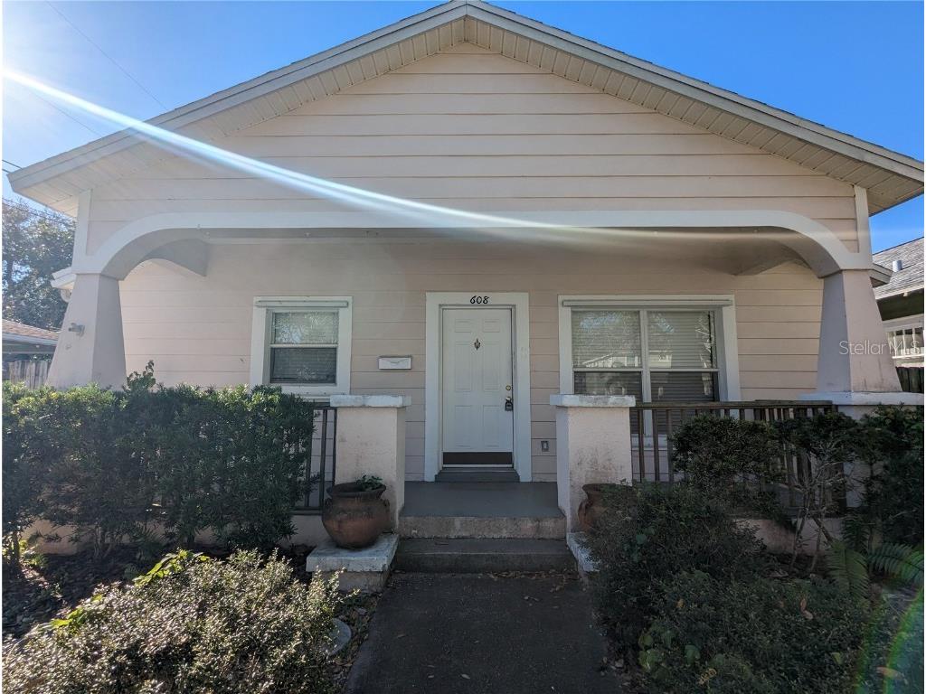 608 9th Avenue N Saint Petersburg FL 33701 W7852447 image1