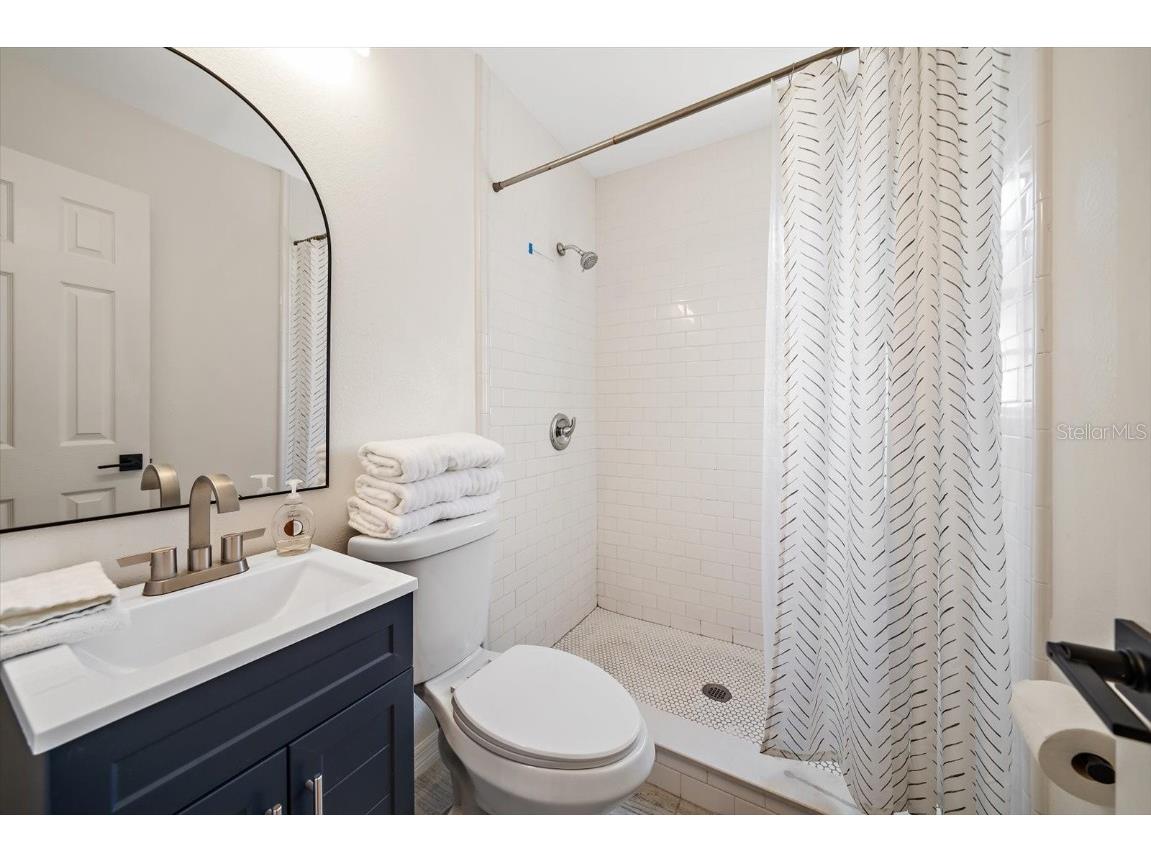 608 Bay Esplanade Clearwater Beach FL 33767 TB8393706 image14