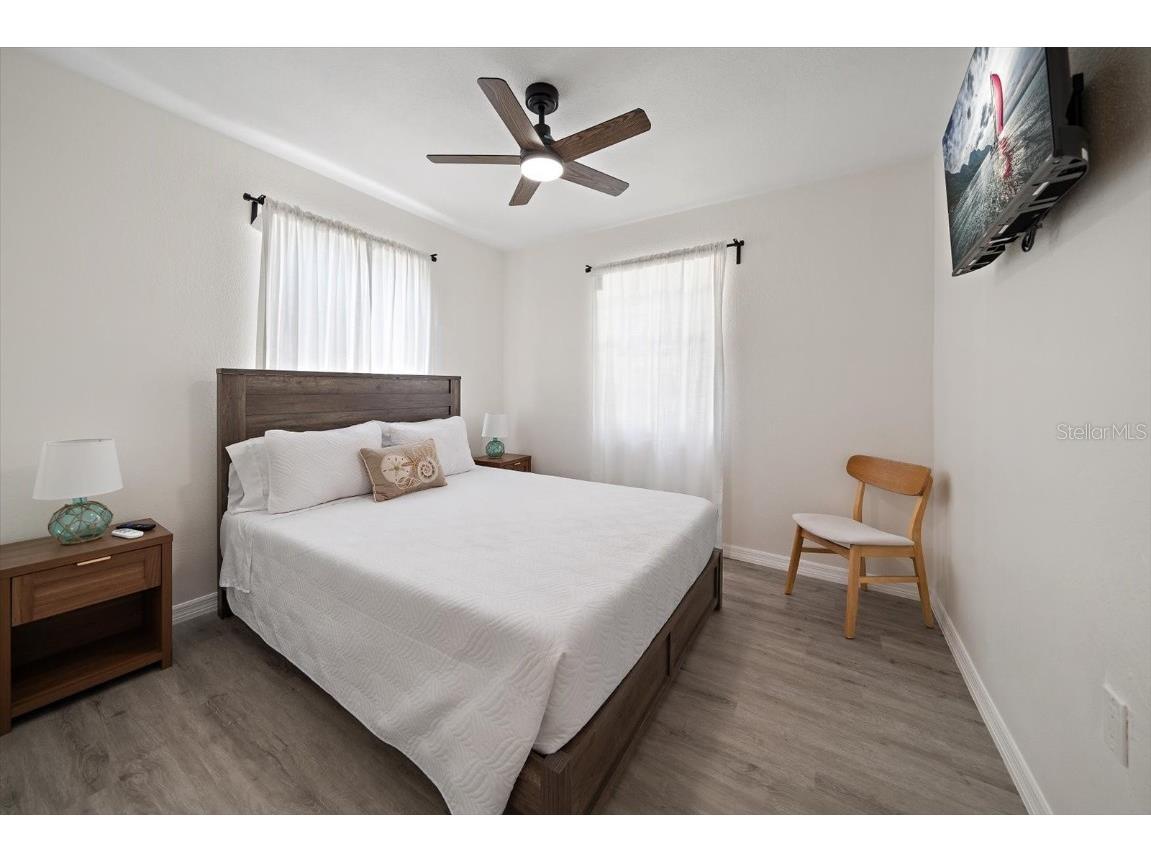 608 Bay Esplanade Clearwater Beach FL 33767 TB8393706 image15