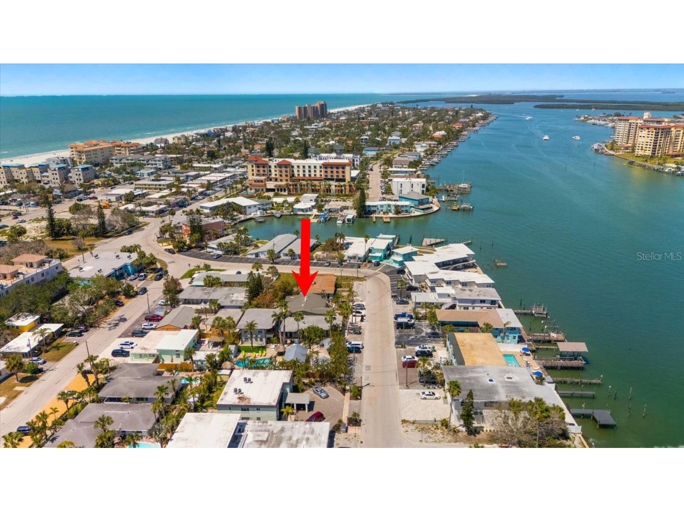 608 Bay Esplanade Clearwater Beach FL 33767 TB8393706 image2