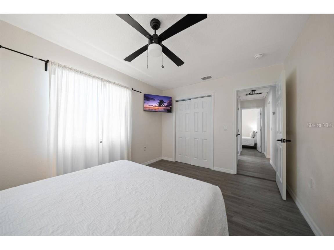 608 Bay Esplanade Clearwater Beach FL 33767 TB8393706 image21