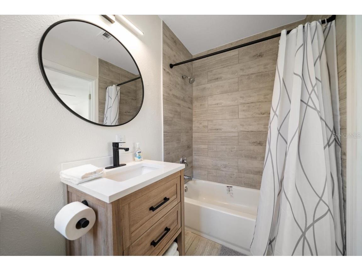 608 Bay Esplanade Clearwater Beach FL 33767 TB8393706 image24