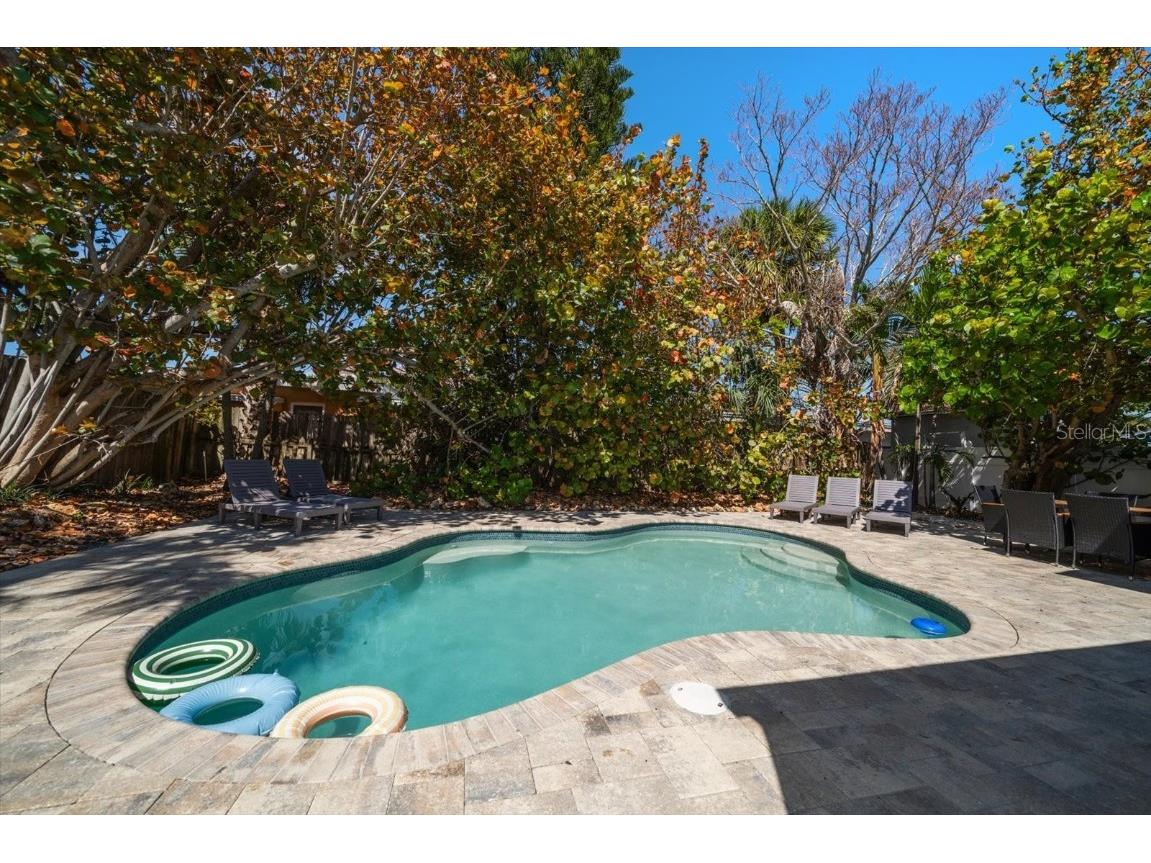 608 Bay Esplanade Clearwater Beach FL 33767 TB8393706 image25