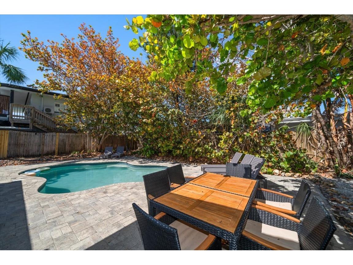 608 Bay Esplanade Clearwater Beach FL 33767 TB8393706 image27