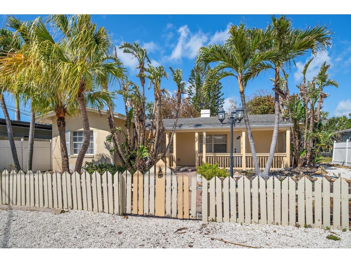 608 Bay Esplanade Clearwater Beach FL 33767 TB8393706 image3