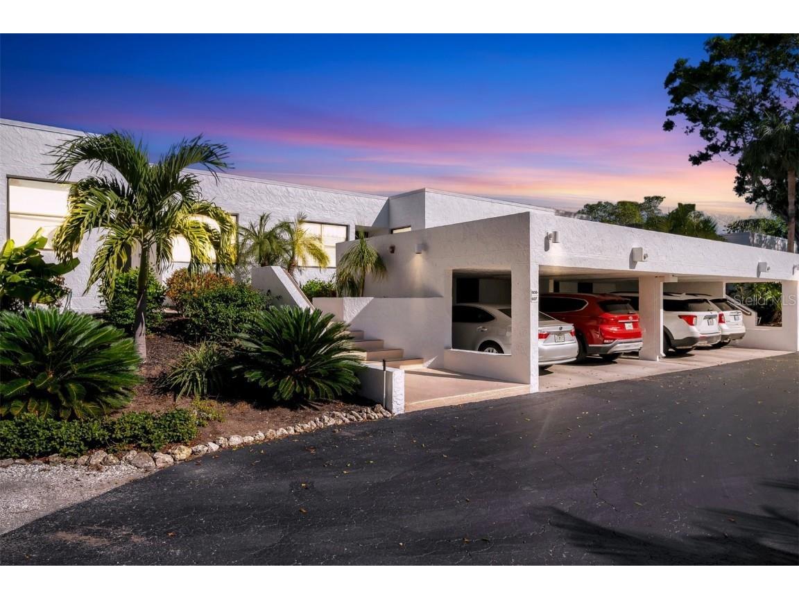608 Bayport Way #608 B Longboat Key FL 34228 - GULF OF MEXICO A4586562 image1