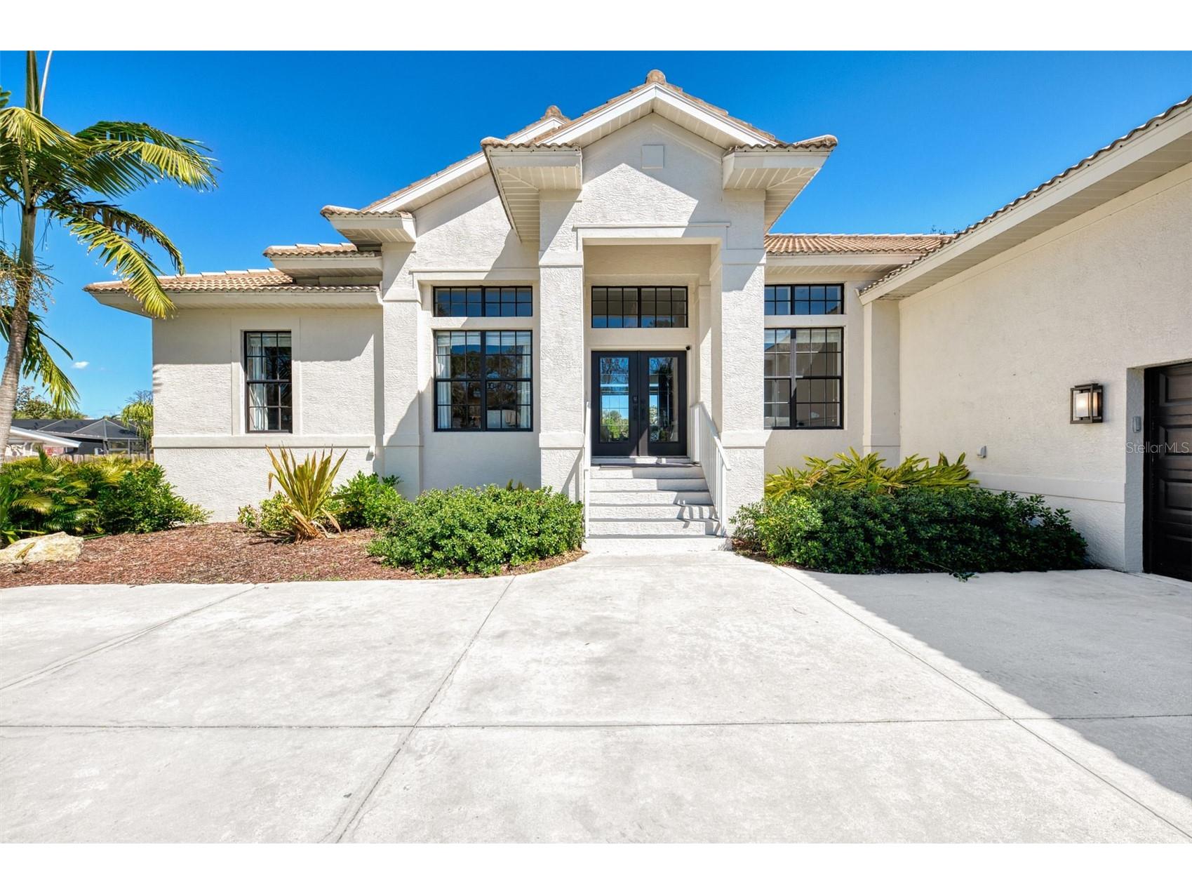 608 Bittner Boulevard Nokomis FL 34275 A4682867 image1