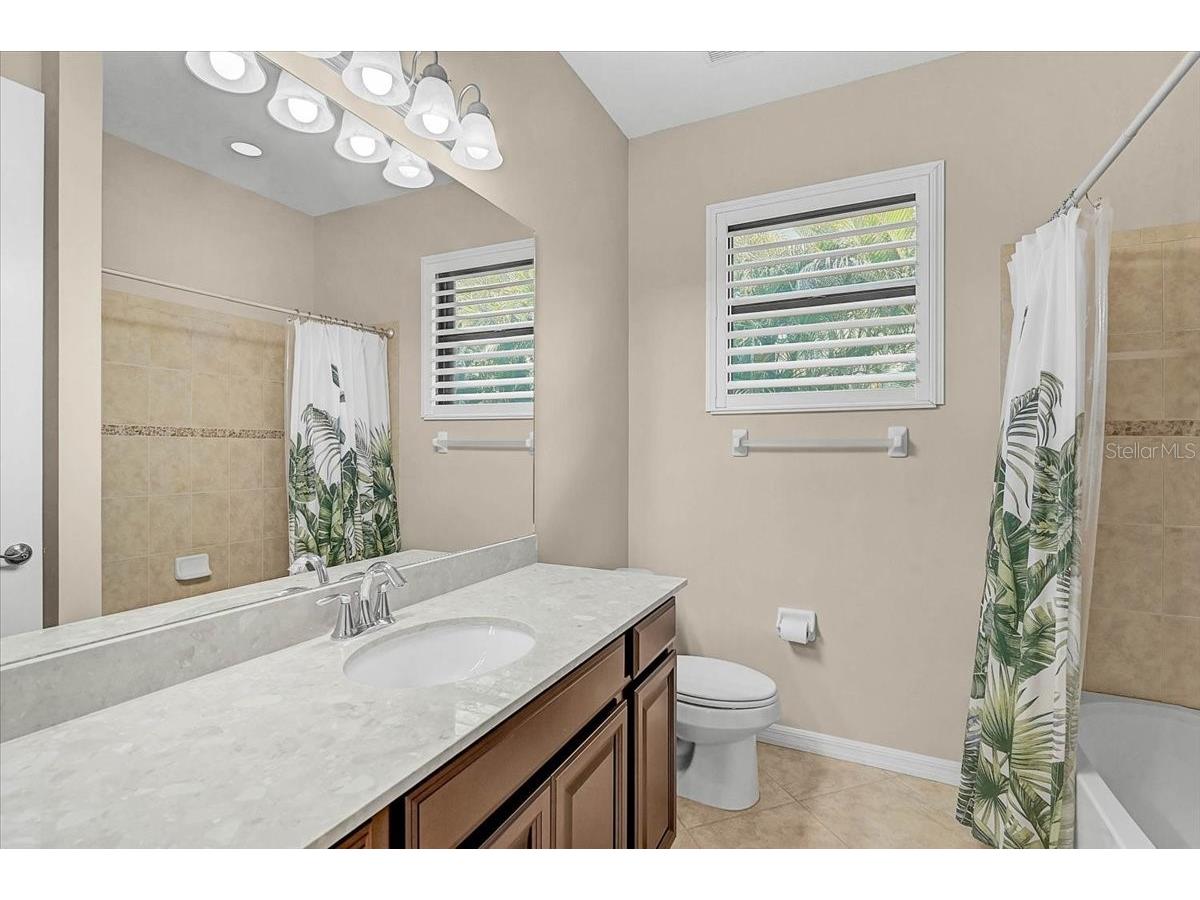 608 Dogwood Run Bradenton FL 34212 A4699415 image18