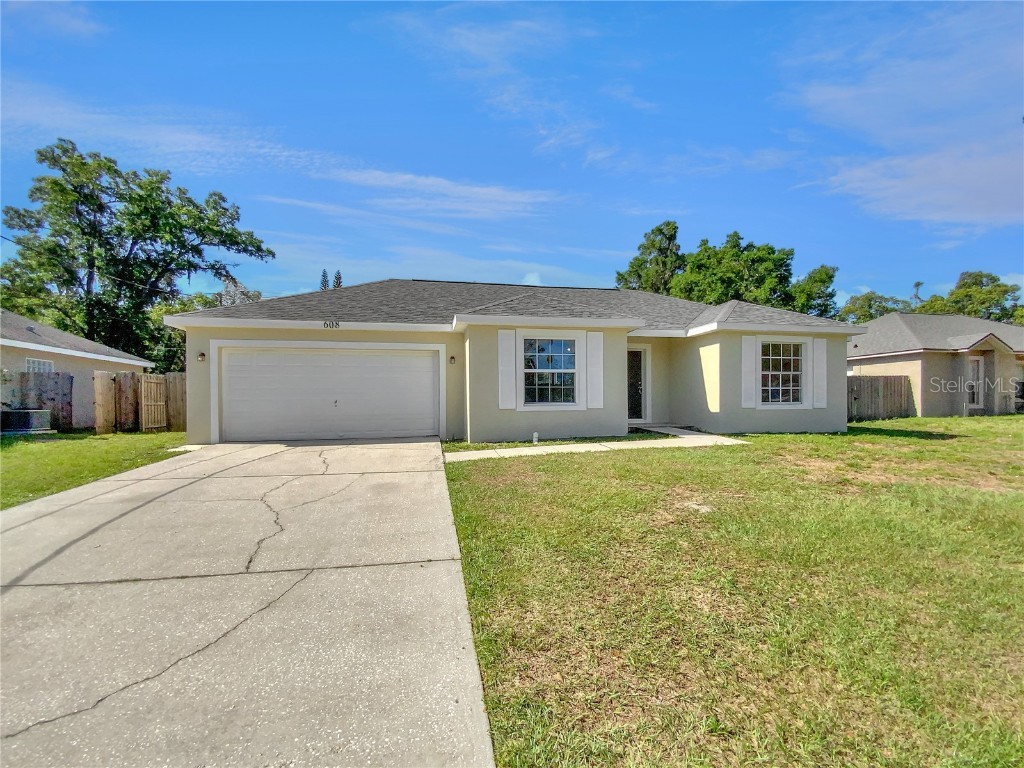 608 E 1st Street Apopka FL 32703 O6105156 image1