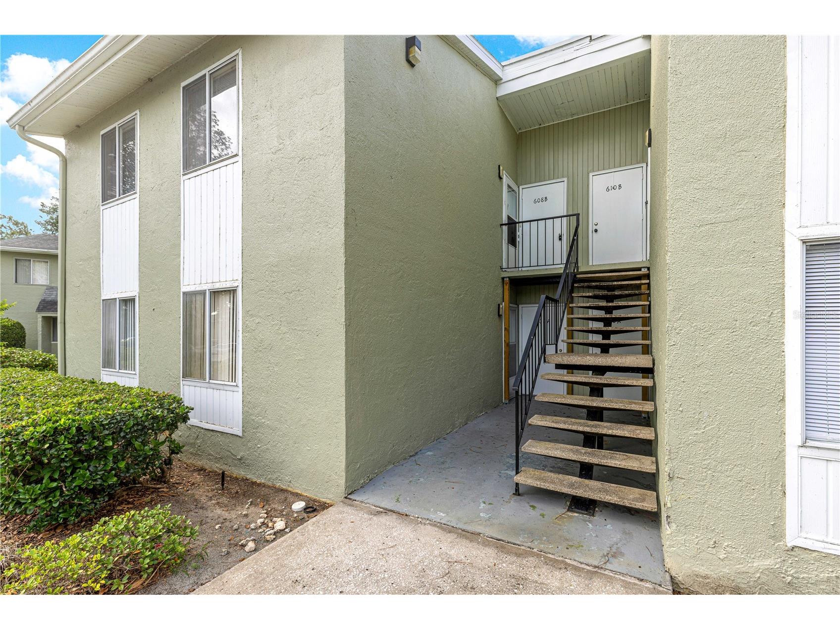608 Fairways Circle #B Ocala FL 34472 OM725356 image3