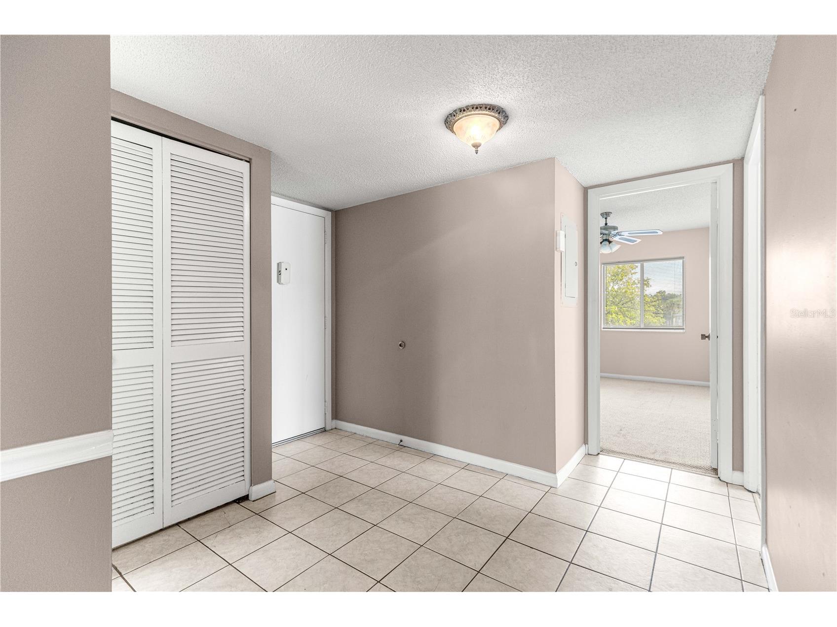 608 Fairways Circle #B Ocala FL 34472 OM725356 image6