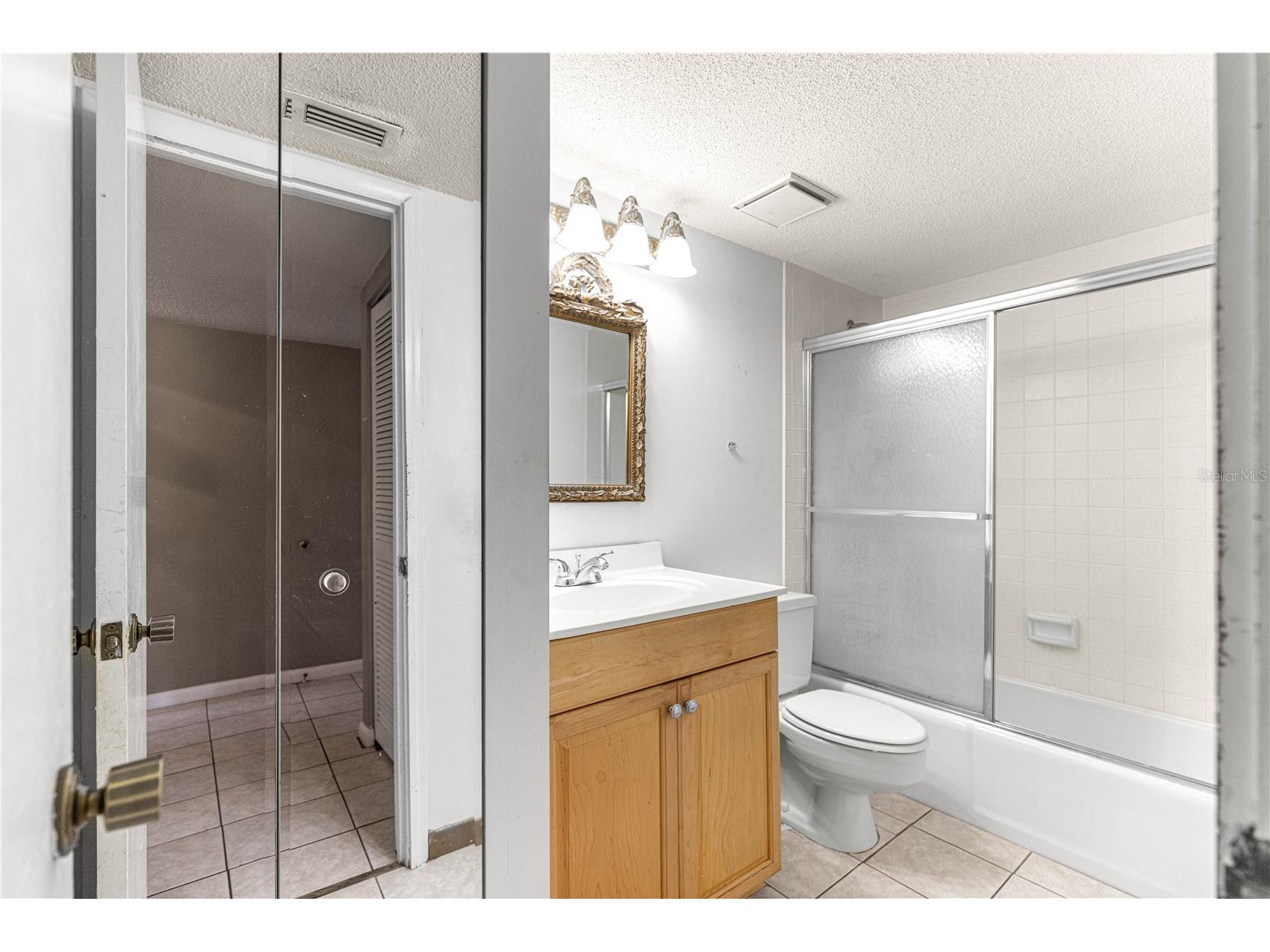 608 Fairways Circle #B Ocala FL 34472 OM725356 image8