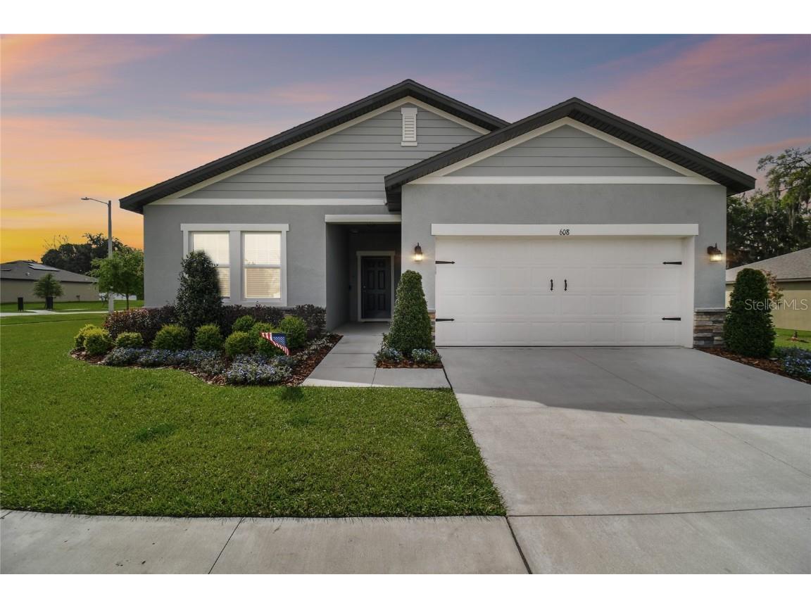 608 Garden Oaks Square Seffner FL 33584 T3515653 image1