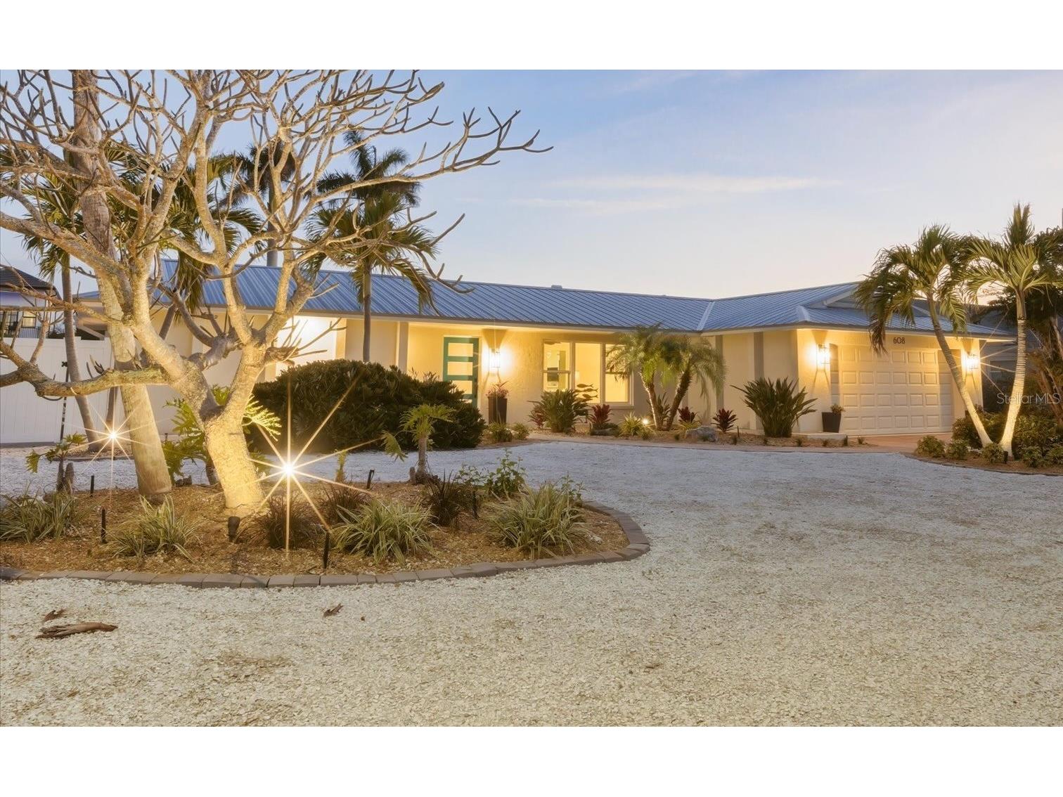 608 Gladstone Lane Holmes Beach FL 34217 - BIMINI BAY A4684704 image2