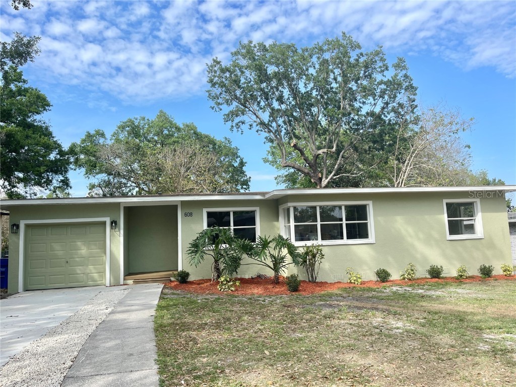608 Hillside Drive Lakeland FL 33803 L4935818 image1